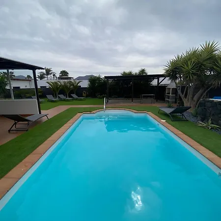Vista Montana Villa